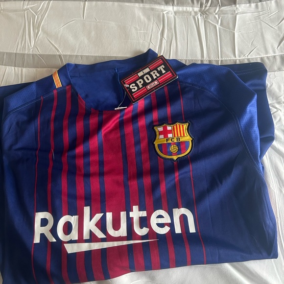 Messi T-shirt for men size Large - Picture 3 of 4